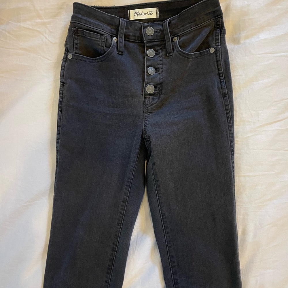 Madewell High-Rise Button-Fly Jeans in Washed Black